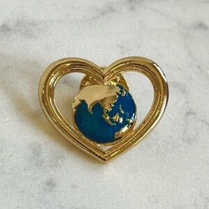 Avon Heart with Globe Gold Tone and Blue Pin